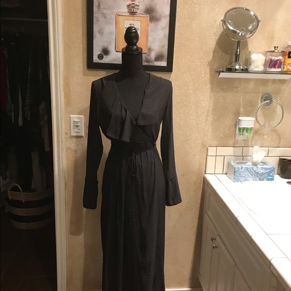 Dress - Picture 1 of 1